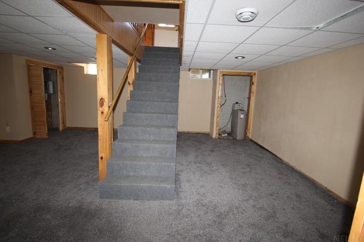 New Hartford, Iowa 50660, United States, 4 Bedrooms Bedrooms, ,2 BathroomsBathrooms,Residential,Active,130174