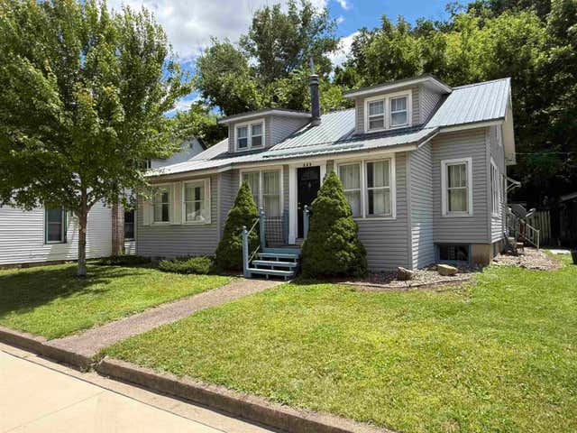 325 Main Street