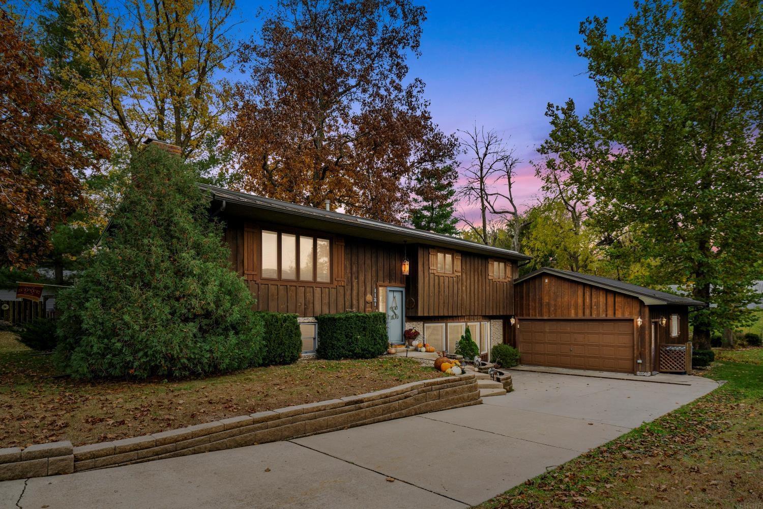 Independence, Iowa 50644, United States, 3 Bedrooms Bedrooms, ,3 BathroomsBathrooms,Residential,Active,237981