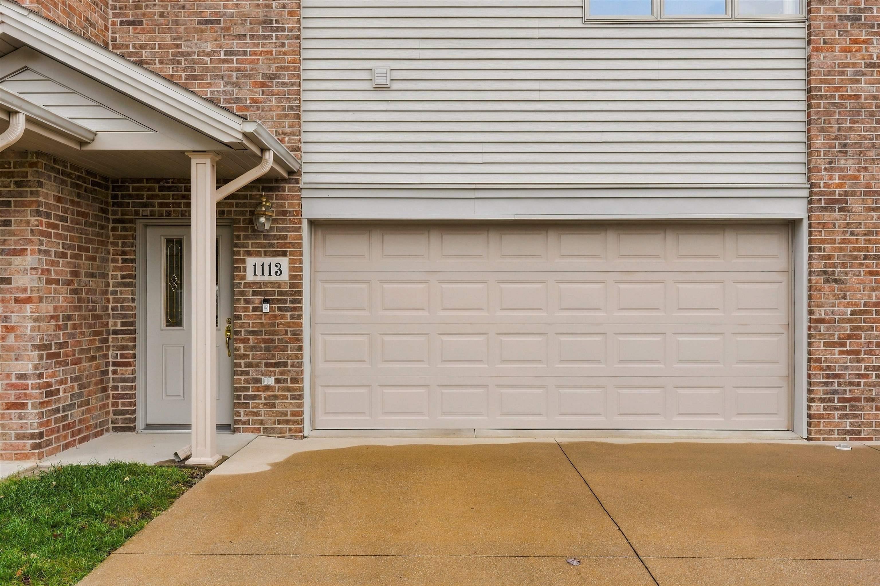 1113 N Third Lane - Photo 2