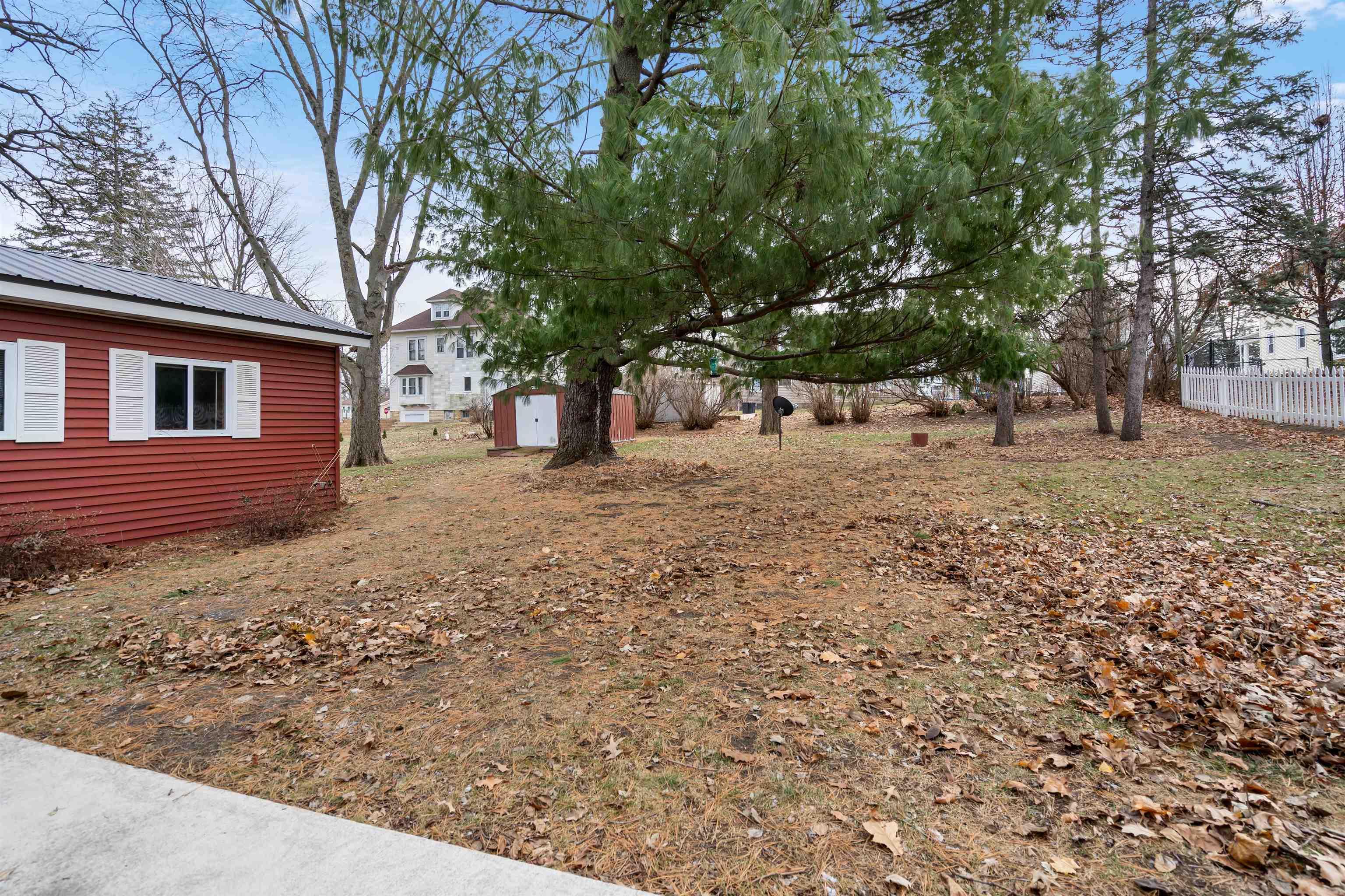 Traer, Iowa 50675, United States, 2 Bedrooms Bedrooms, ,1 BathroomBathrooms,Residential,Pending,20597