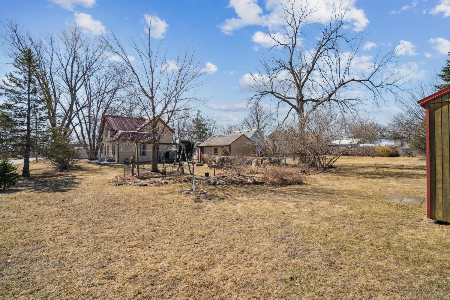 Independence, Iowa 50644, United States, 3 Bedrooms Bedrooms, ,2 BathroomsBathrooms,Residential,Pending,88540