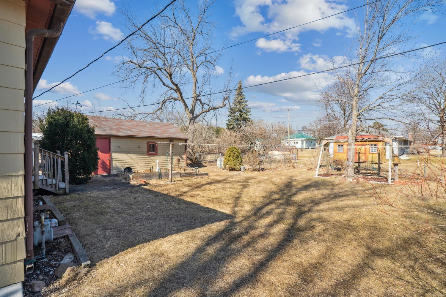 Independence, Iowa 50644, United States, 3 Bedrooms Bedrooms, ,2 BathroomsBathrooms,Residential,Pending,88540