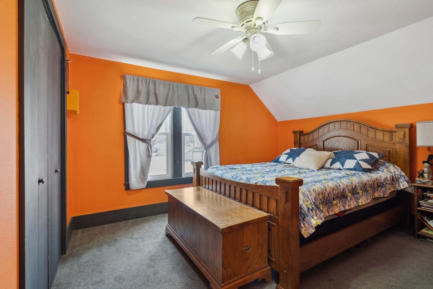 Independence, Iowa 50644, United States, 3 Bedrooms Bedrooms, ,2 BathroomsBathrooms,Residential,Pending,88540