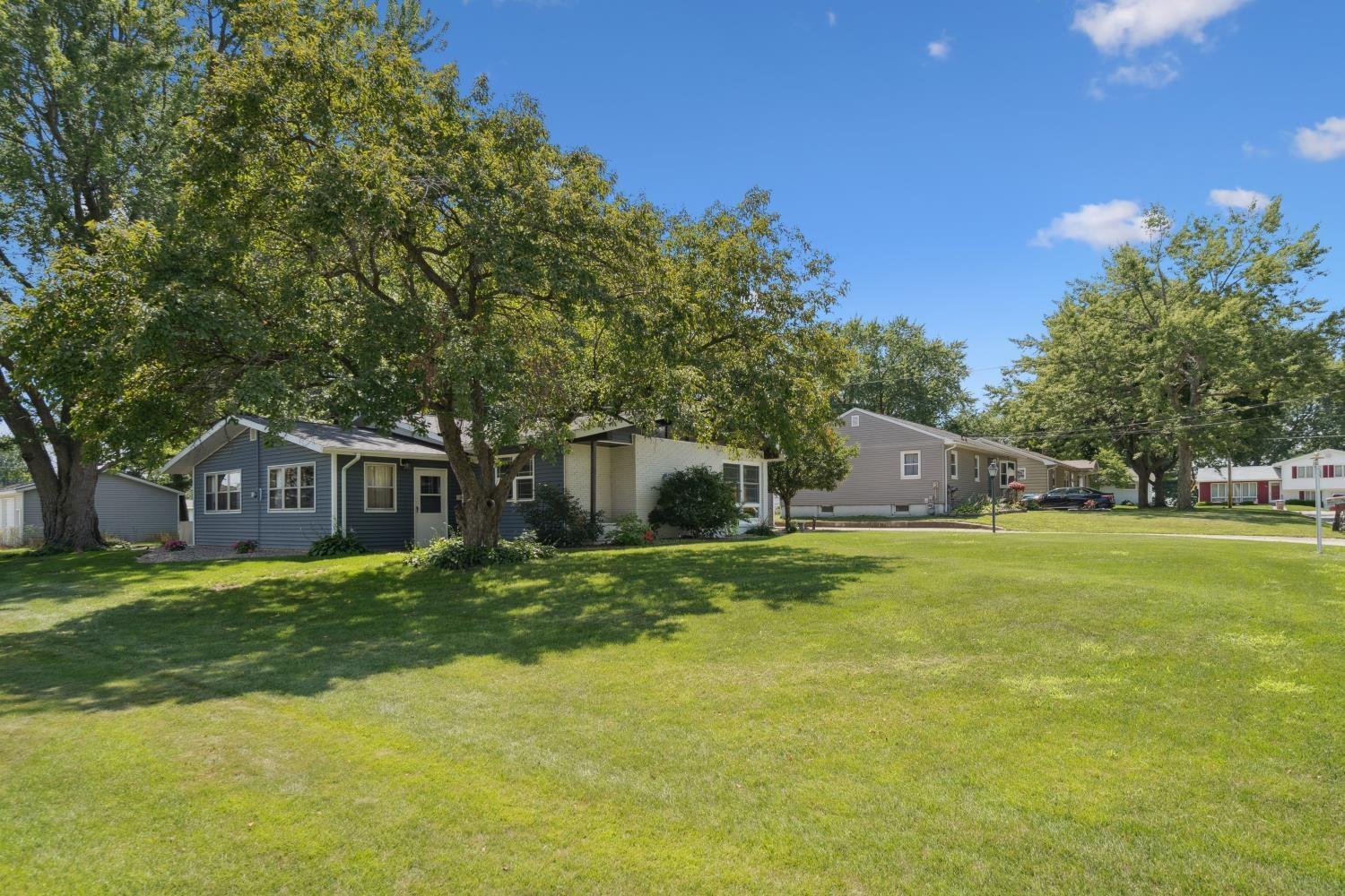 Independence, Iowa 50644, United States, 3 Bedrooms Bedrooms, ,2 BathroomsBathrooms,Residential,Pending,168004