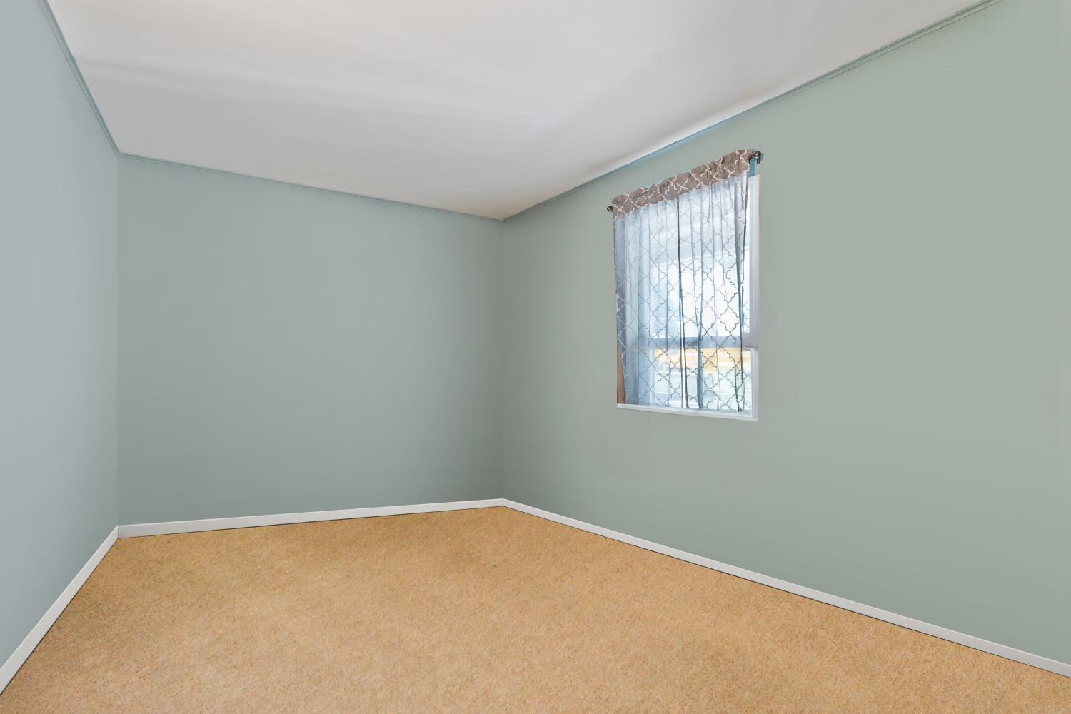 Independence, Iowa 50644, United States, 3 Bedrooms Bedrooms, ,2 BathroomsBathrooms,Residential,Pending,168004