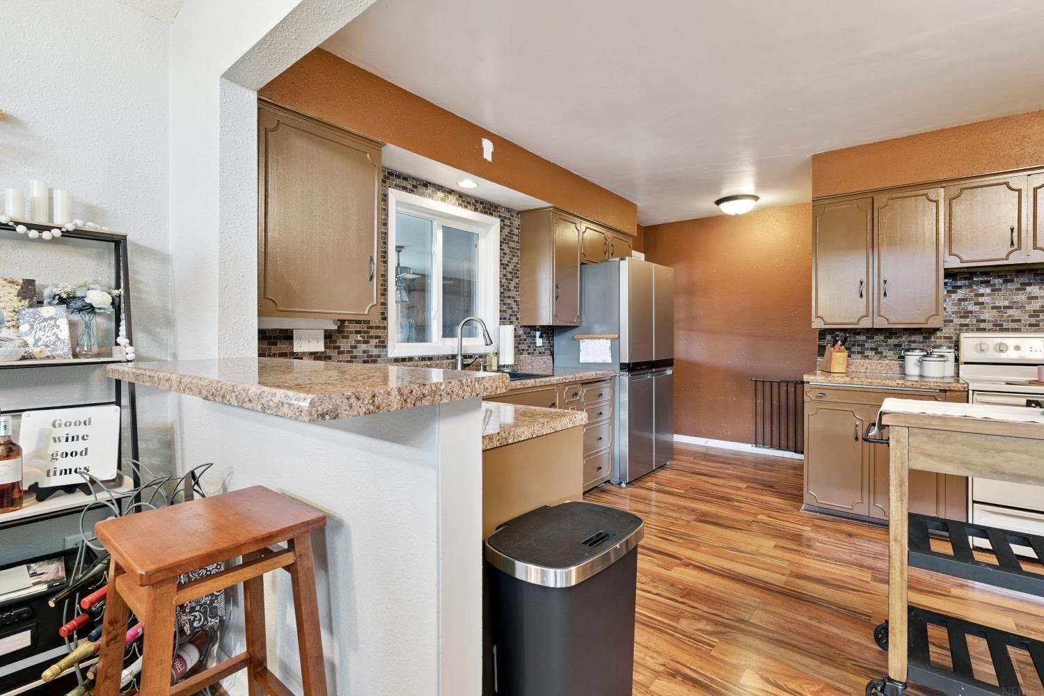 Independence, Iowa 50644, United States, 3 Bedrooms Bedrooms, ,2 BathroomsBathrooms,Residential,Pending,168004