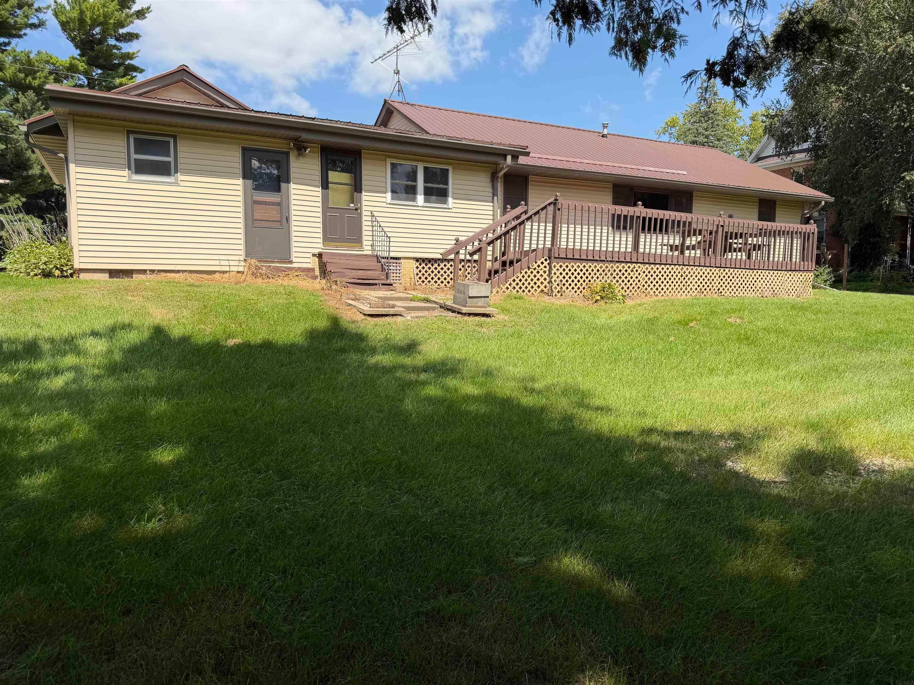 503 W Center Street - Photo 2