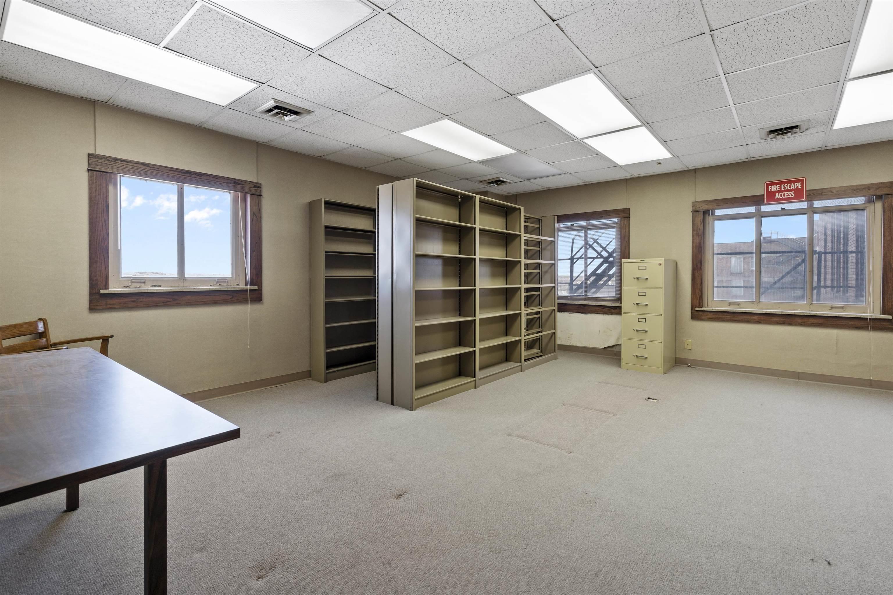 Waterloo, Iowa 50703, United States, ,Commercial,Active,69847