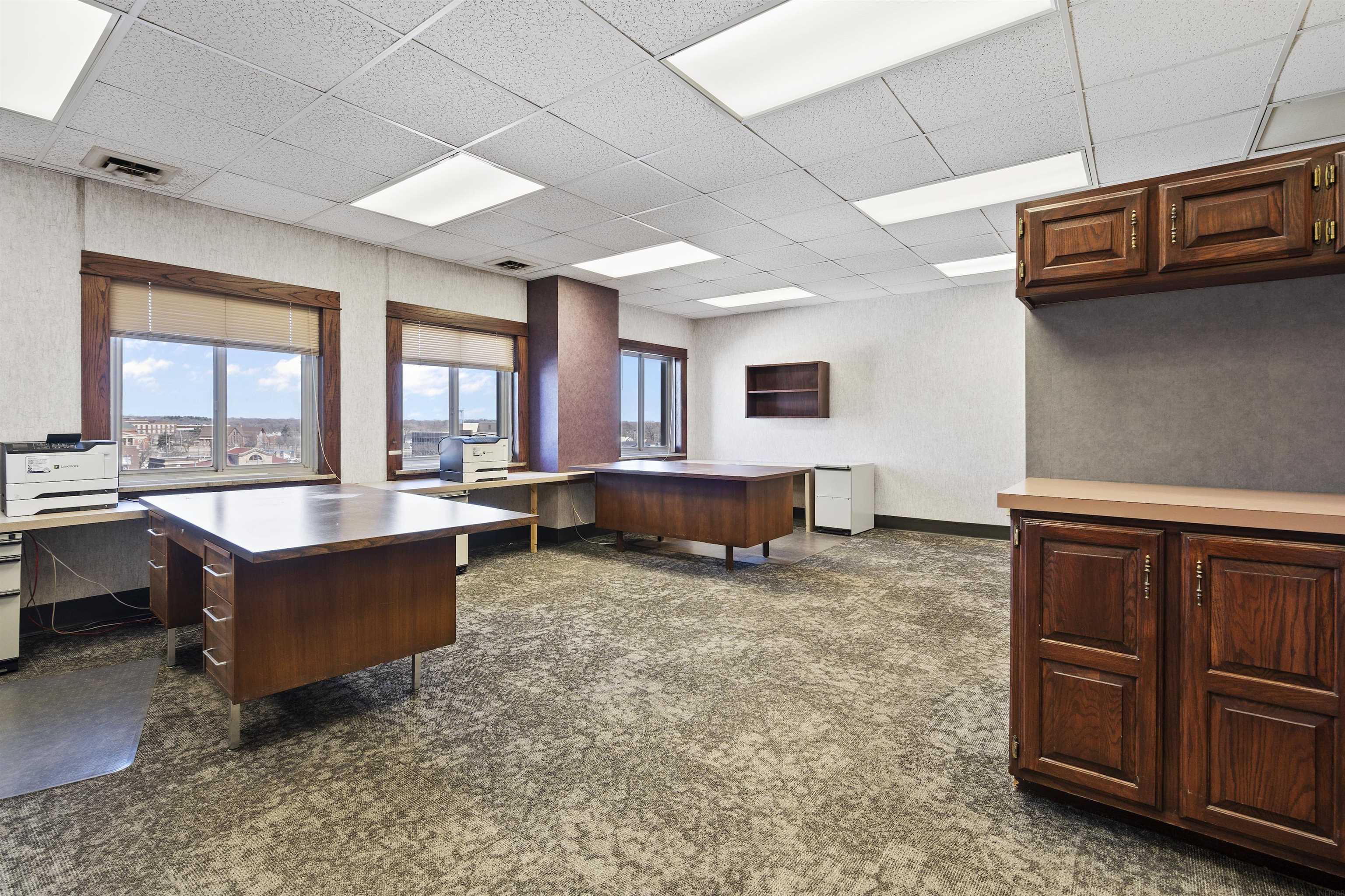 Waterloo, Iowa 50703, United States, ,Commercial,Active,69847