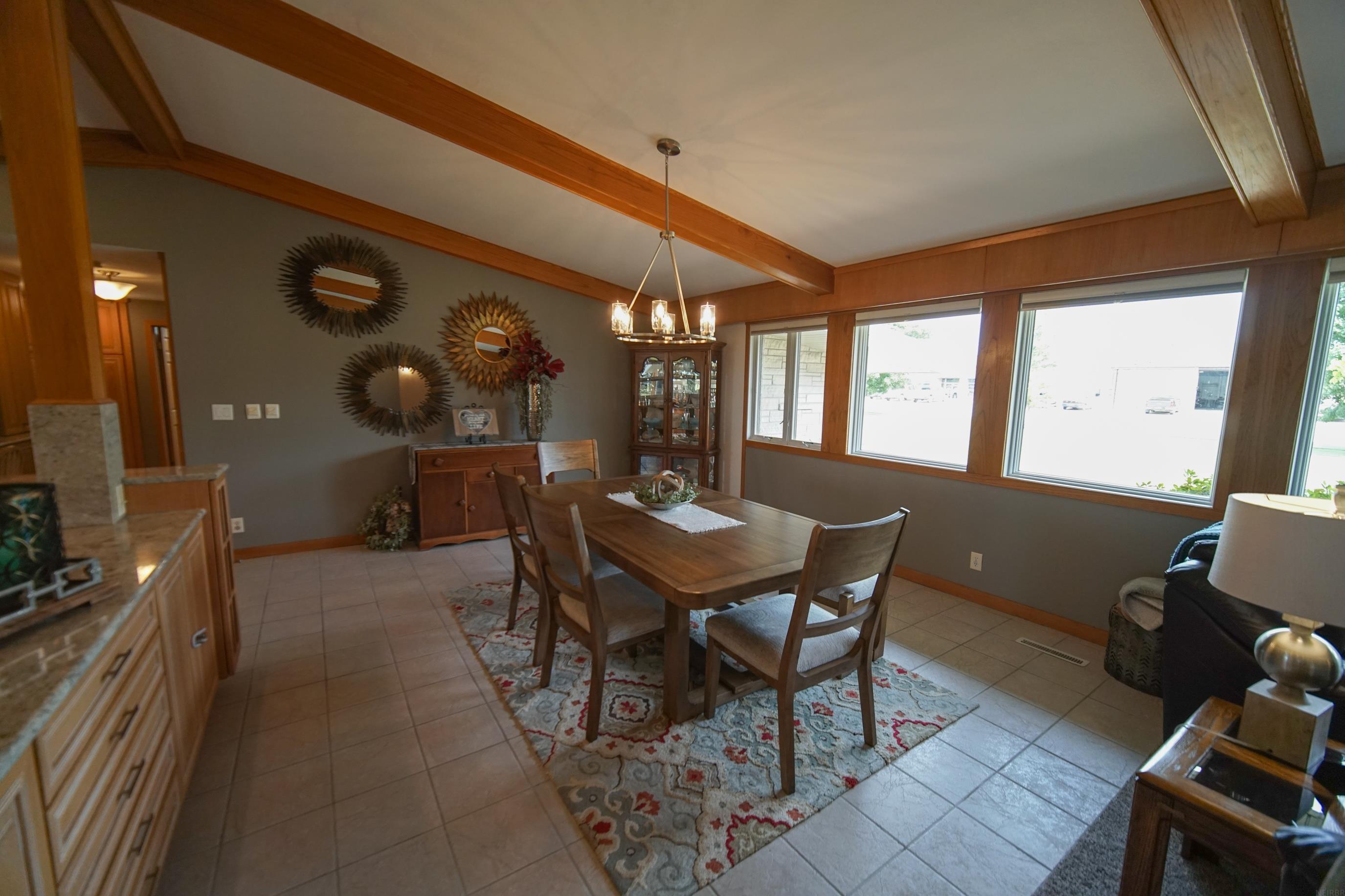 Strawberry Point, Iowa 52076, United States, 4 Bedrooms Bedrooms, ,4 BathroomsBathrooms,Residential,Pending,86019