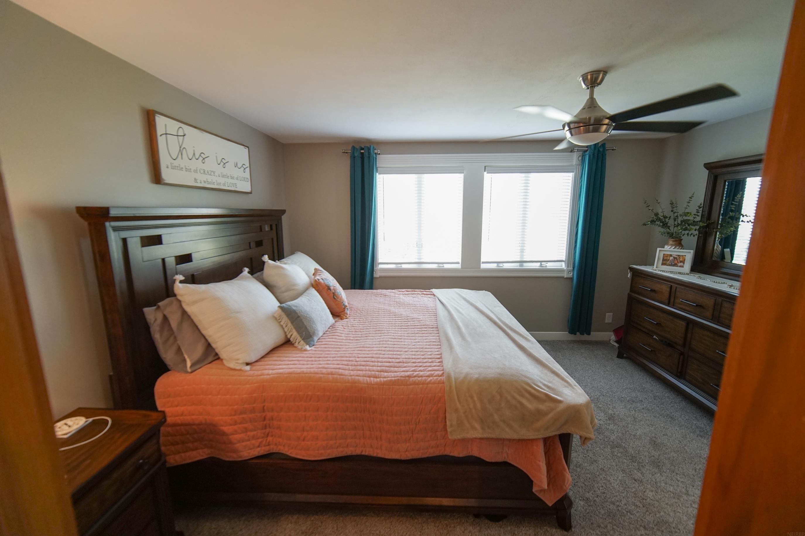 Strawberry Point, Iowa 52076, United States, 4 Bedrooms Bedrooms, ,4 BathroomsBathrooms,Residential,Pending,86019