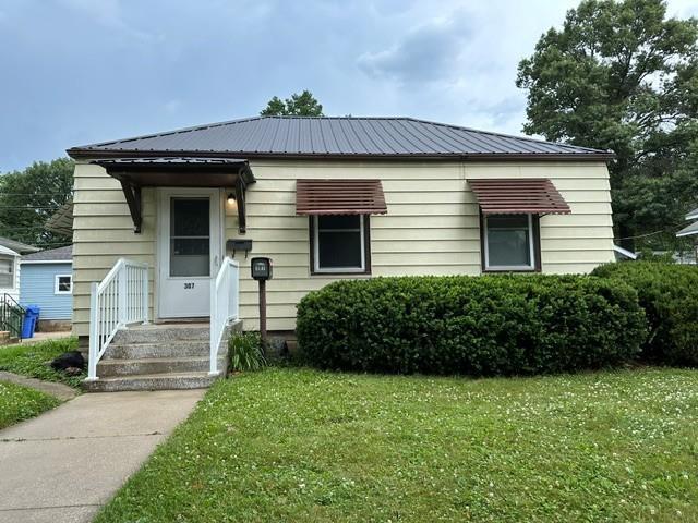 Photo 1 of 20 — 307 1st Avenue, Charles City, IA 50616