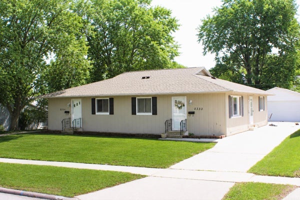 2331 FAIRWAY LN # 2333, WATERLOO, IA 50701 - Image e975abb59b7ae8a74bfd7e1b6b92b793/3653248251