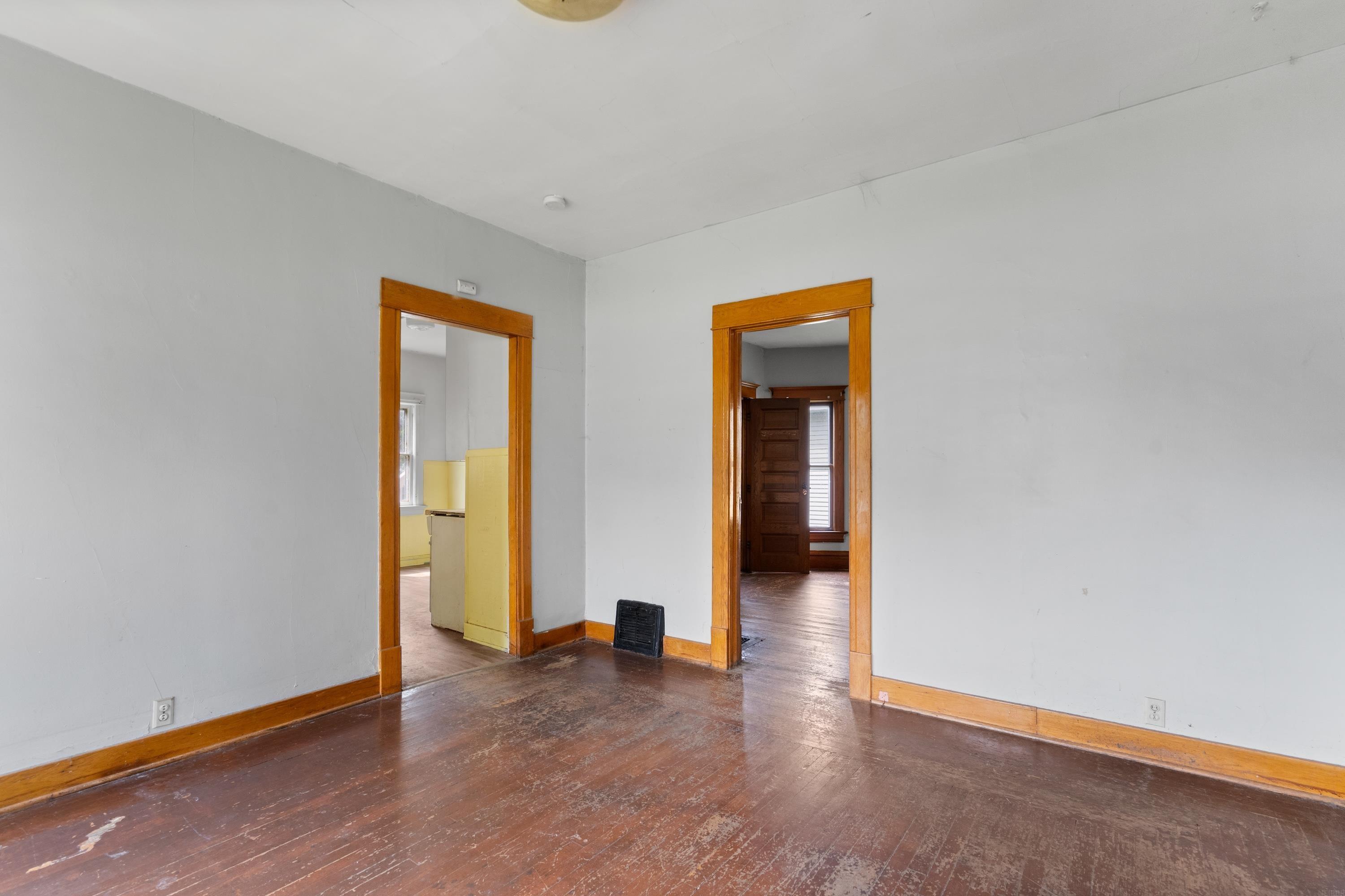 Waterloo, Iowa 50701, United States, ,Residential,Active,211094