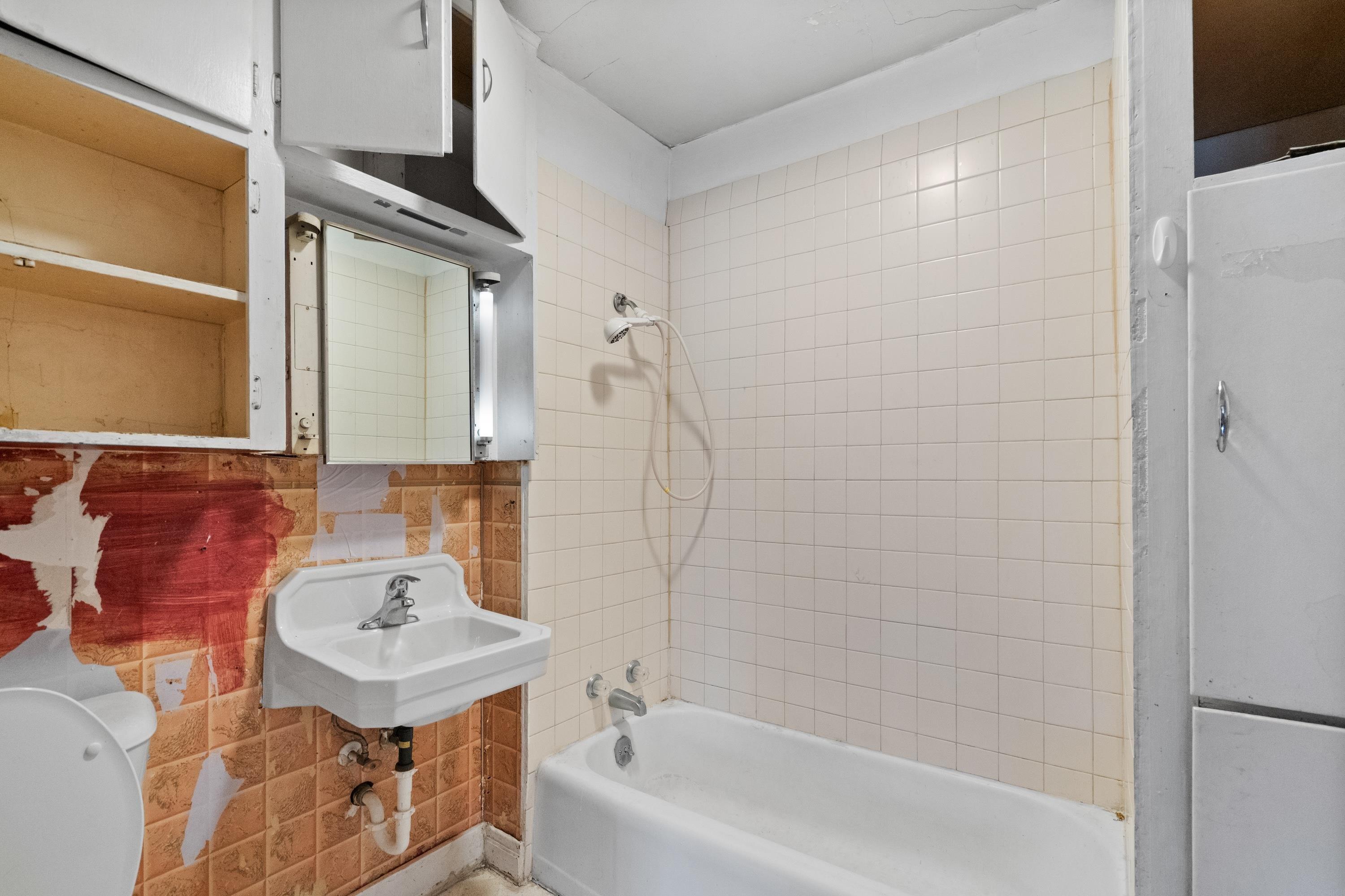 Waterloo, Iowa 50701, United States, ,Residential,Active,211094