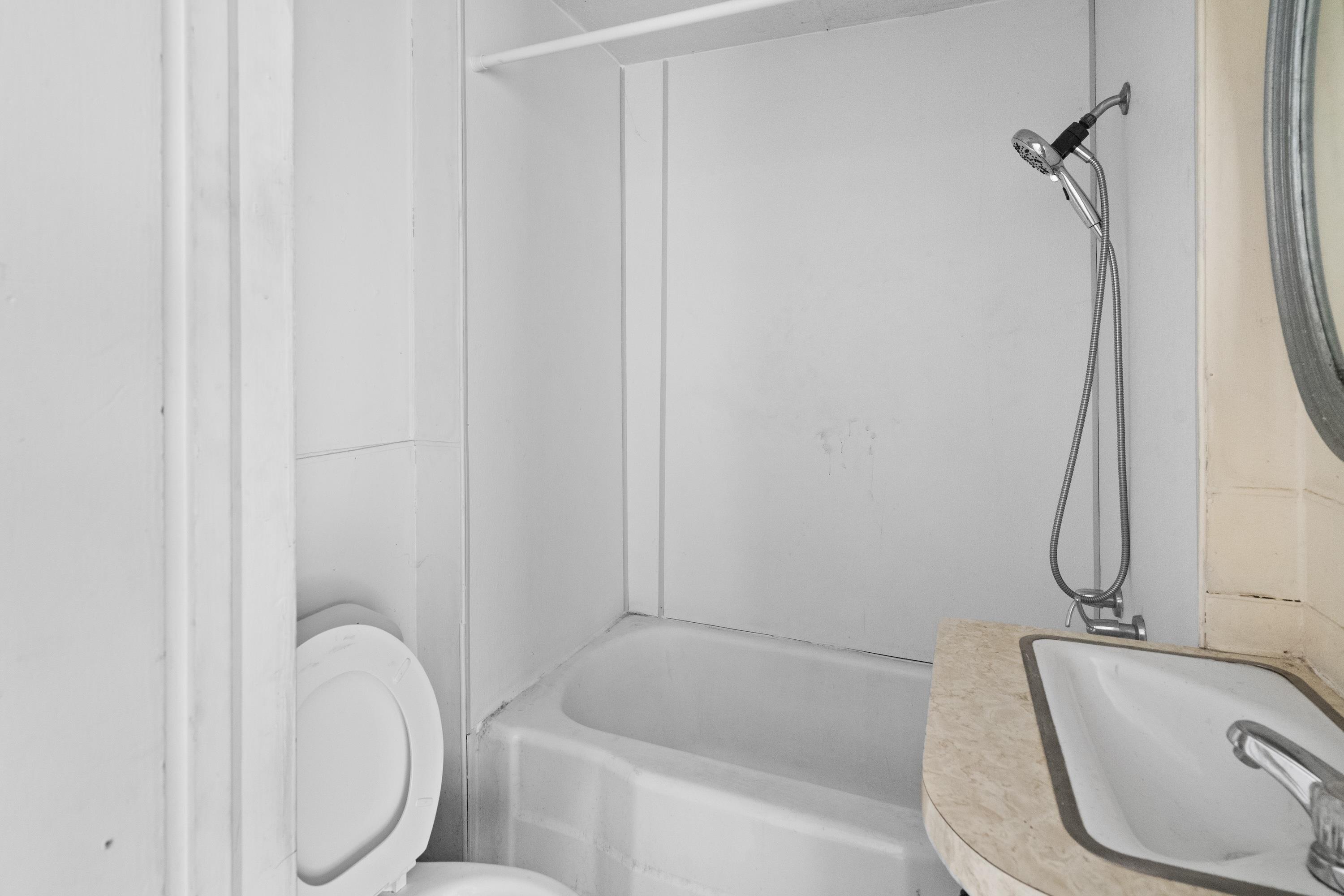 Waterloo, Iowa 50701, United States, ,Residential,Active,211094