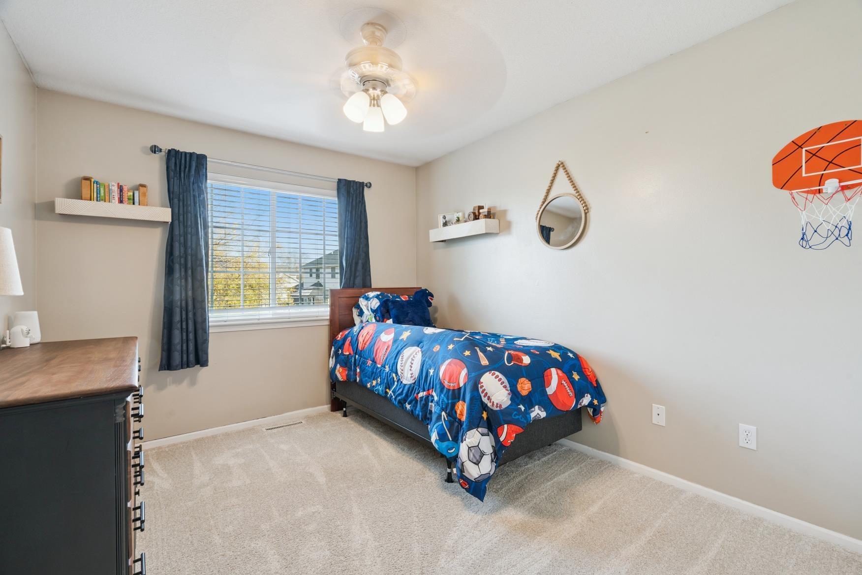 Marion, Iowa 52302, United States, 3 Bedrooms Bedrooms, ,2 BathroomsBathrooms,Residential,Active,240696