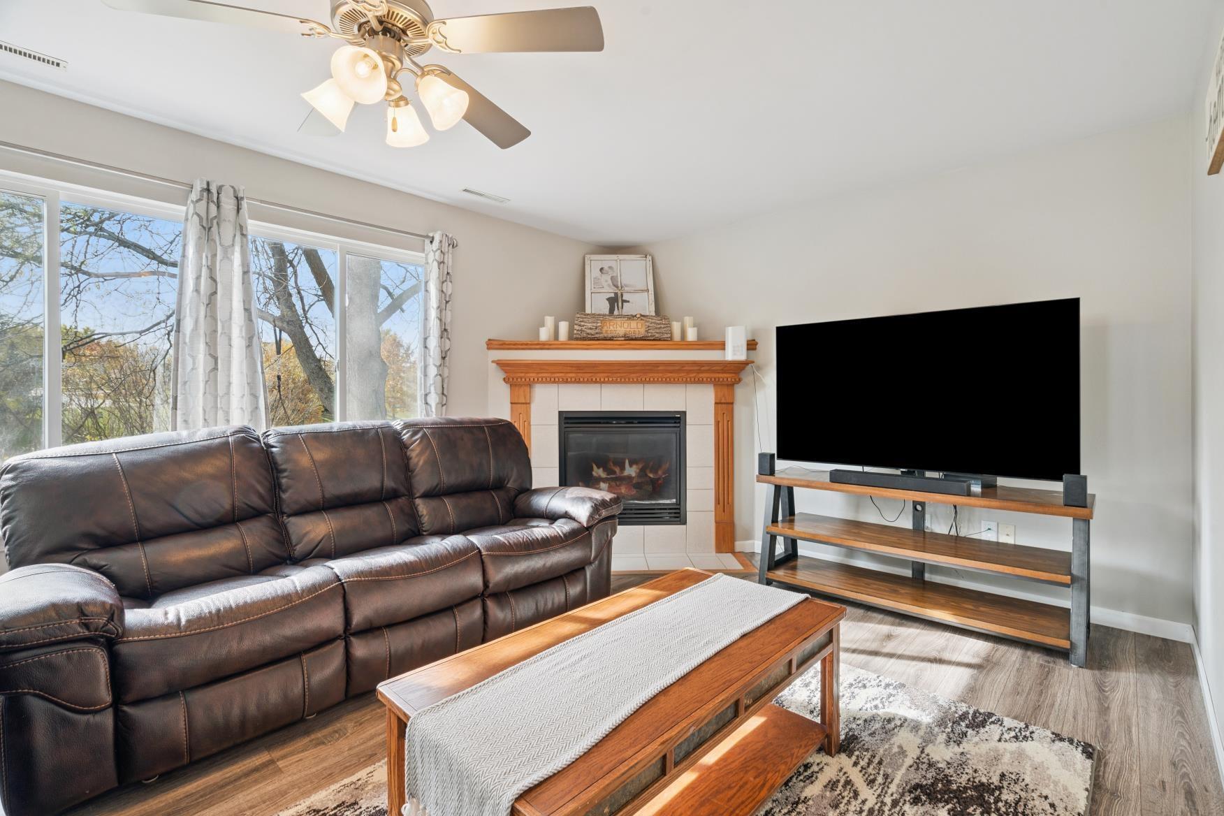 Marion, Iowa 52302, United States, 3 Bedrooms Bedrooms, ,2 BathroomsBathrooms,Residential,Active,240696