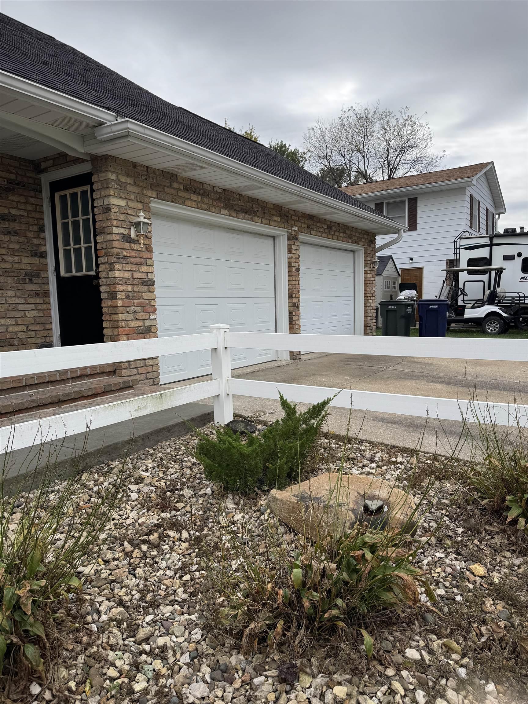 Laporte City, Iowa 50651, United States, 4 Bedrooms Bedrooms, ,3 BathroomsBathrooms,Residential,Active,234286