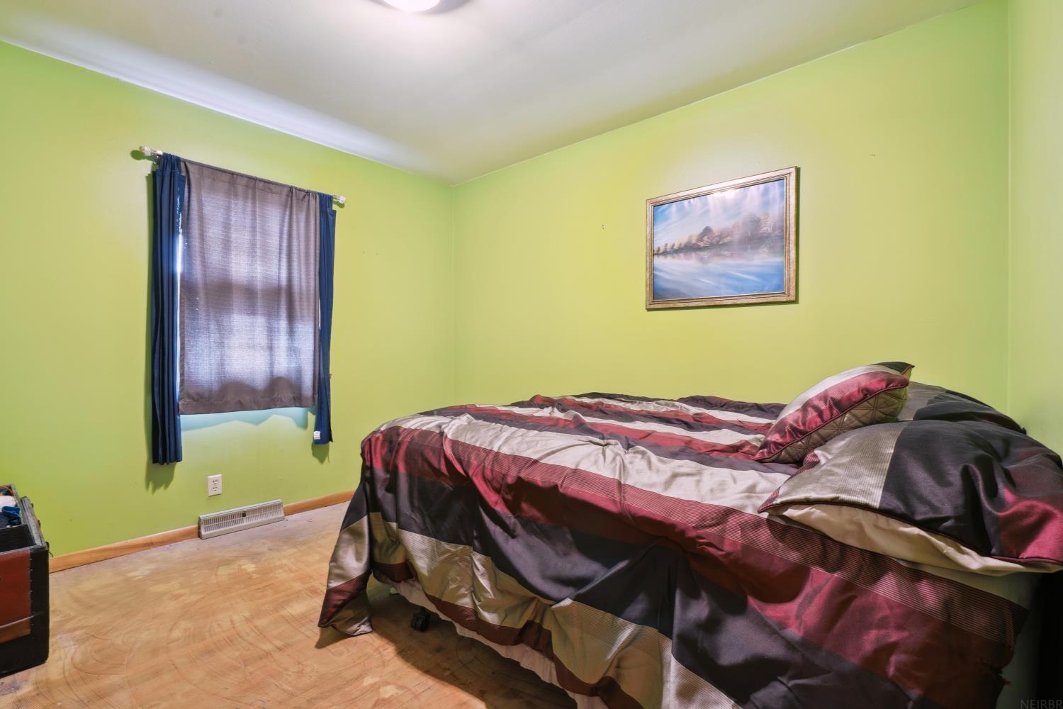 Independence, Iowa 50644, United States, 3 Bedrooms Bedrooms, ,2 BathroomsBathrooms,Residential,Pending,107705