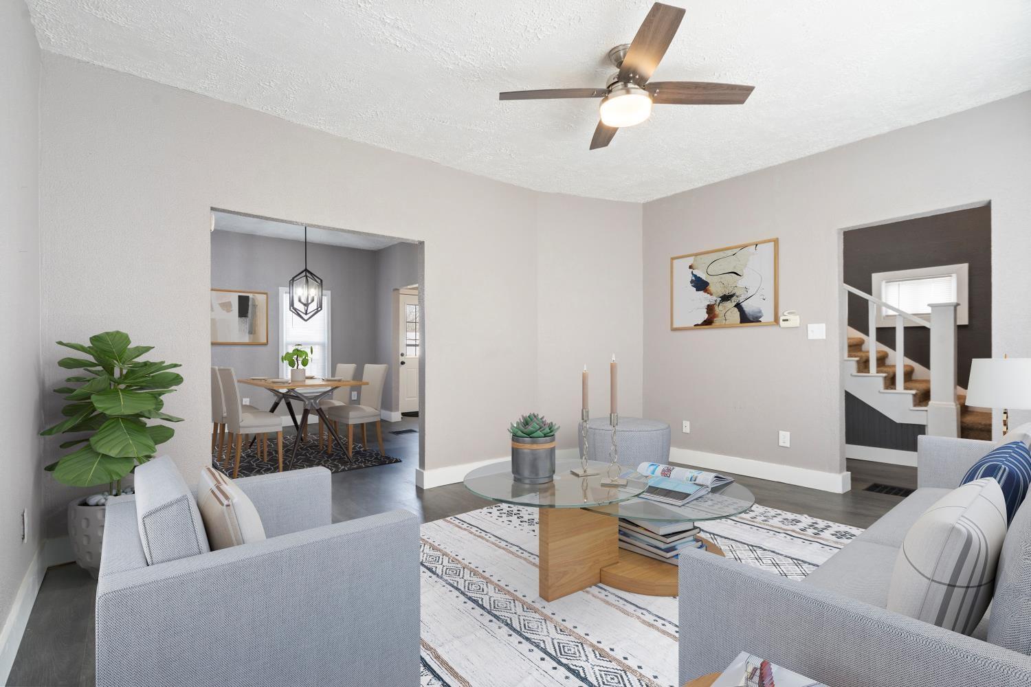 Waterloo, Iowa 50703, United States, 2 Bedrooms Bedrooms, ,1 BathroomBathrooms,Residential,Pending,89571