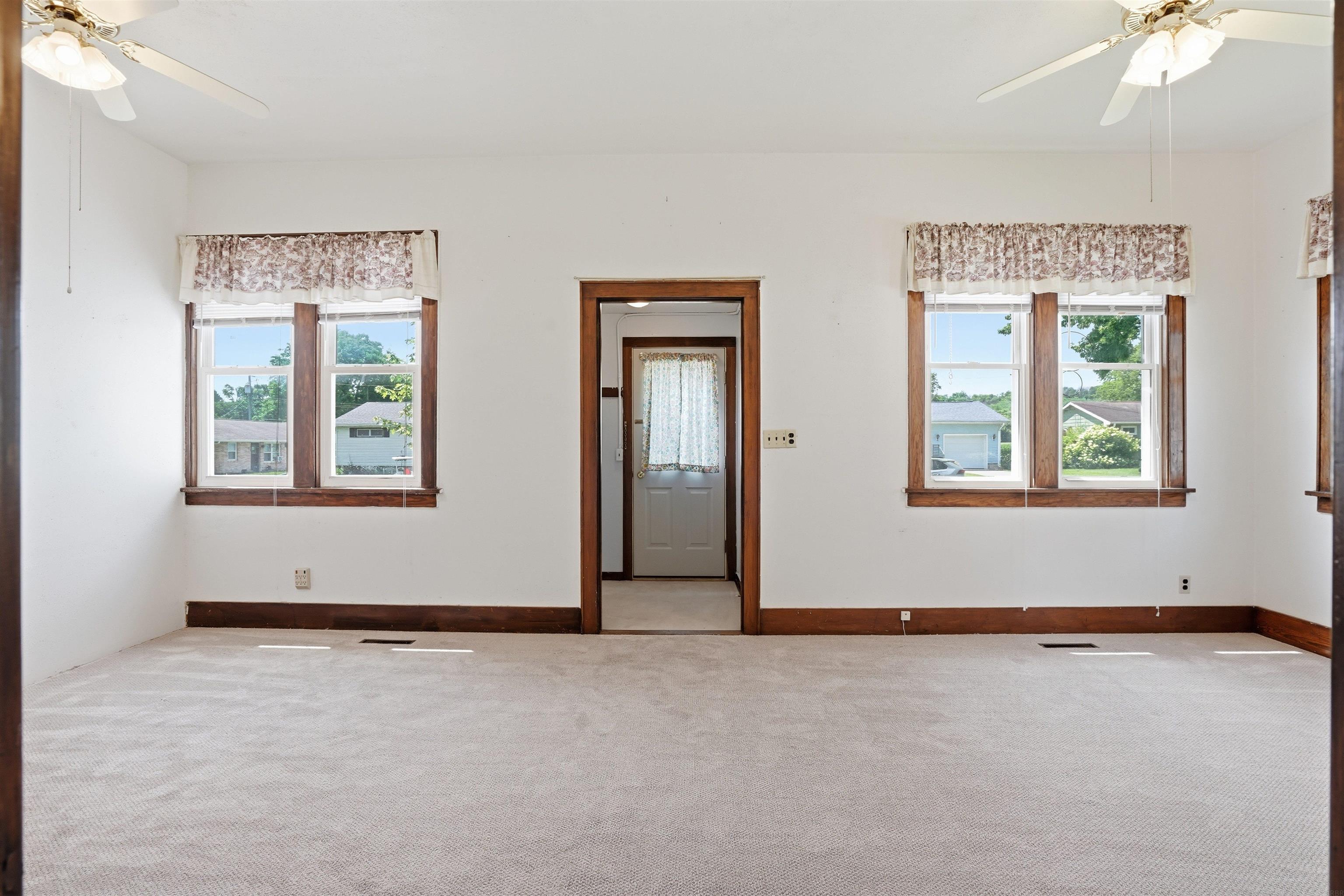 306 Franklin Street - Photo 4