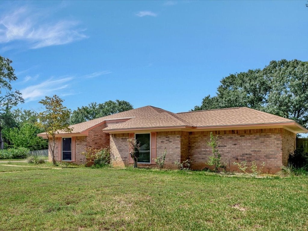 401 Oakview Drive