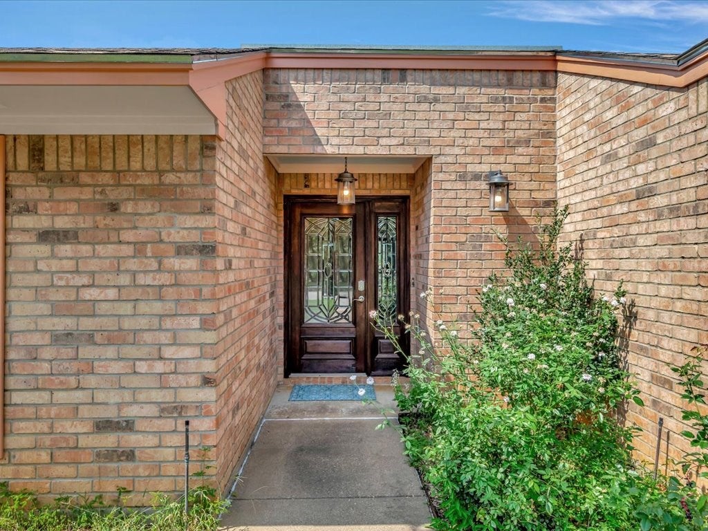 401 Oakview Drive