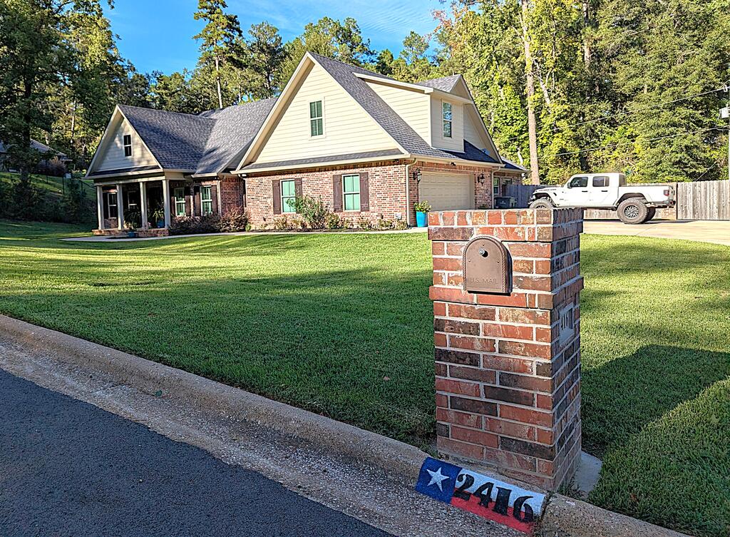 2416 Glen Hollow Drive