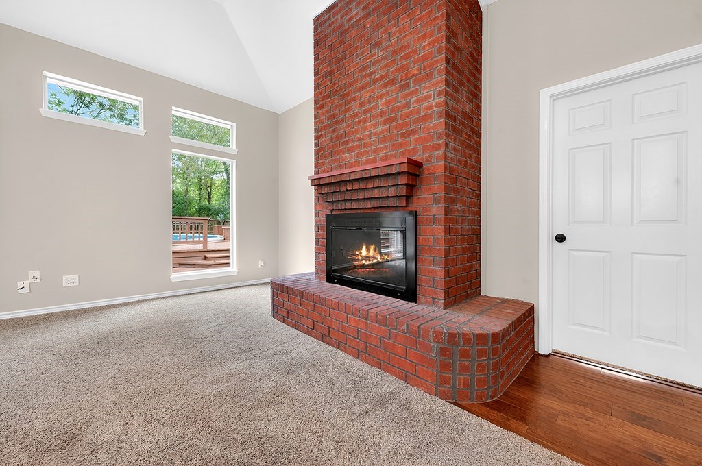 302 SOUTHERN TRACE