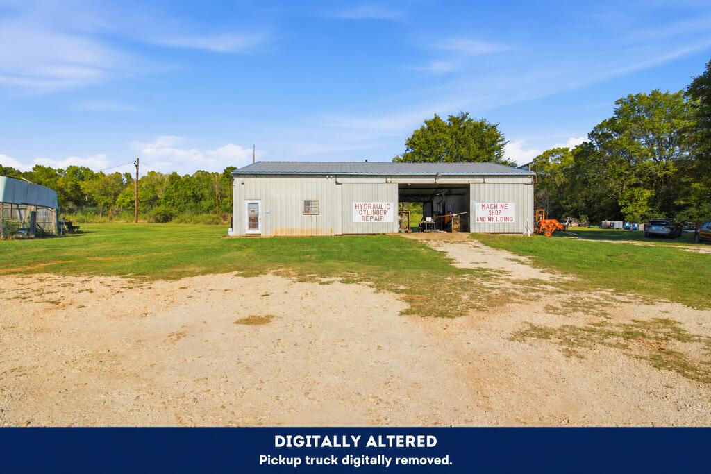 17464 US Hwy 69