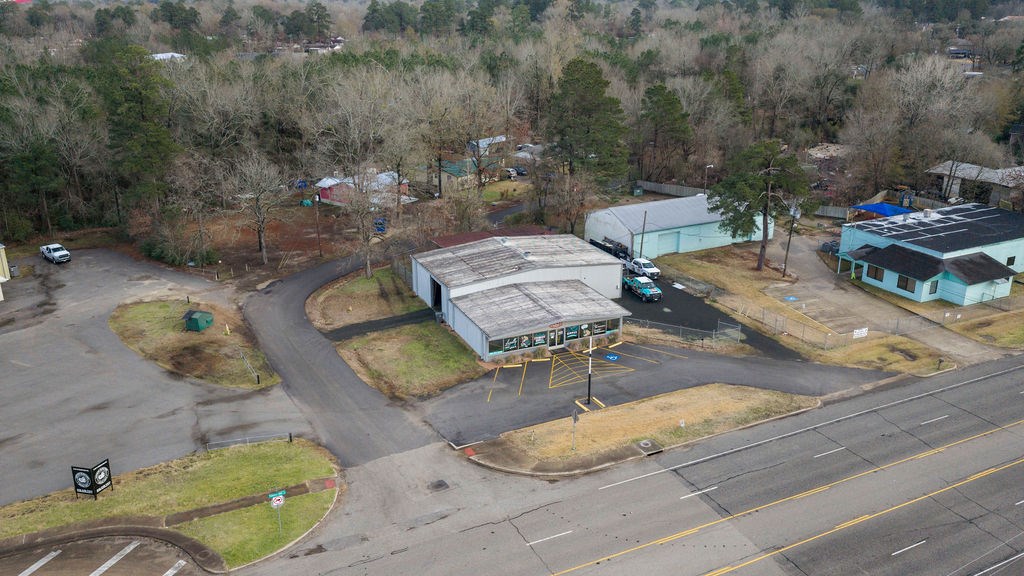 2216 Timberland Drive
