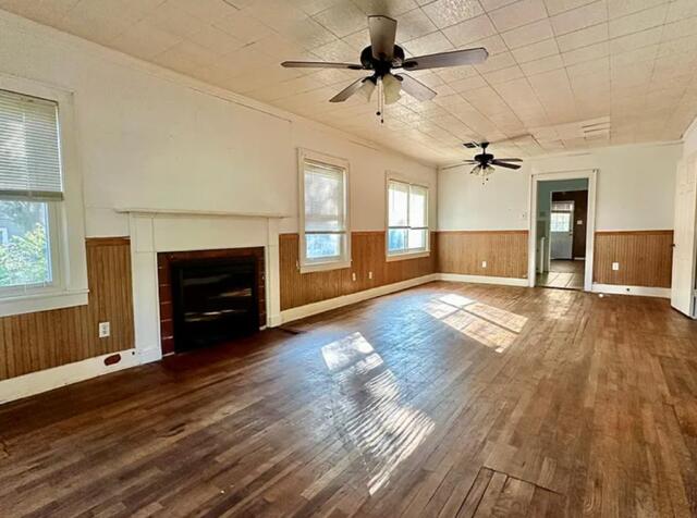 148 East Menefee