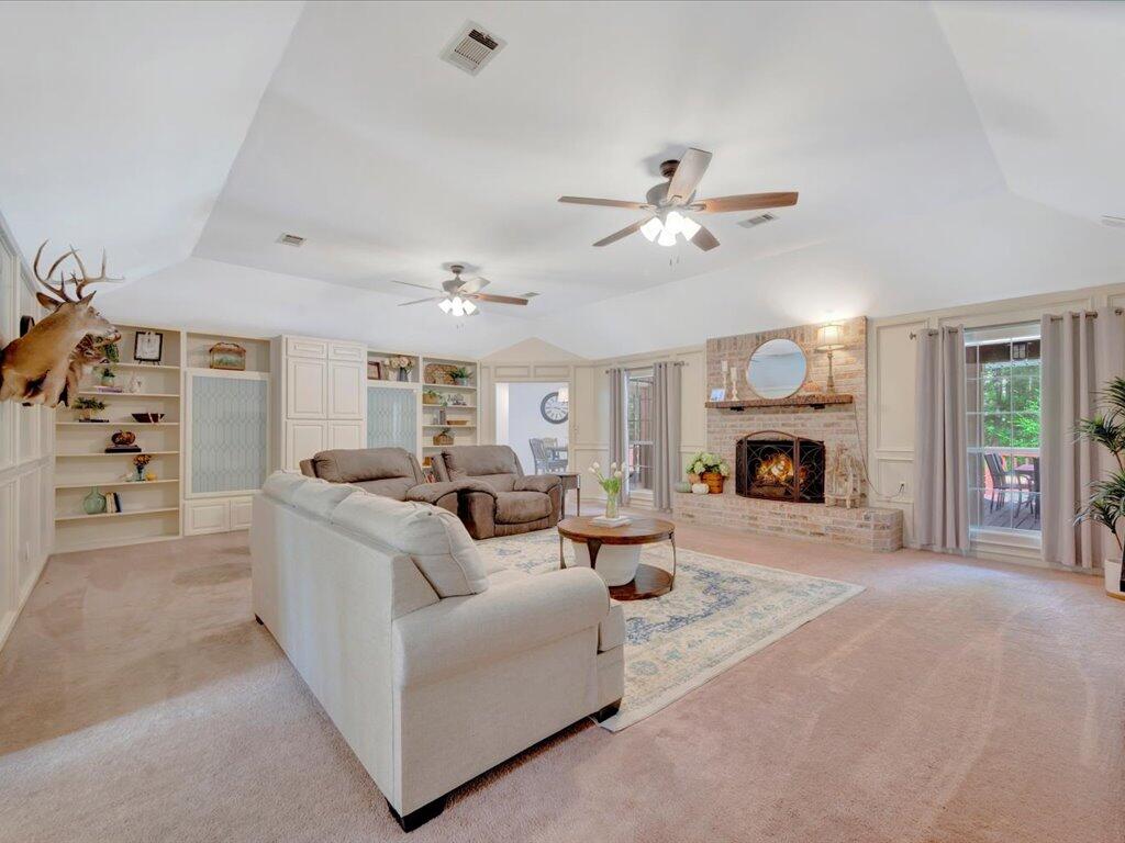 705 POST OAK ROAD