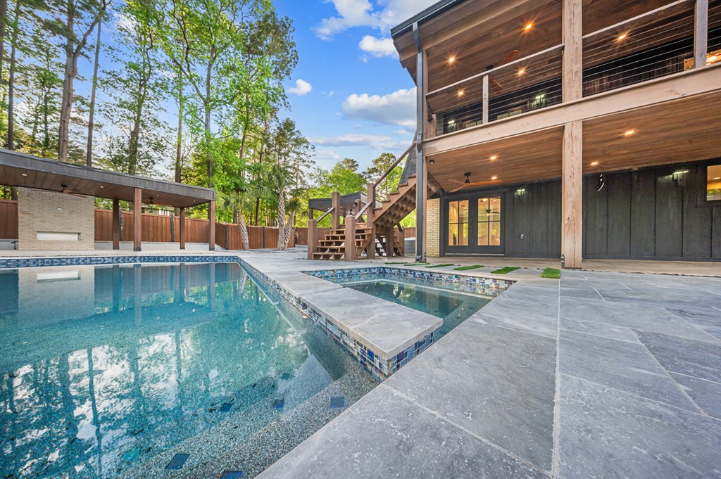1111 Quail Ridge Drive