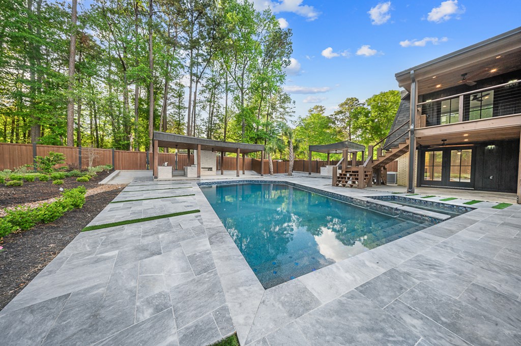 1111 Quail Ridge Drive