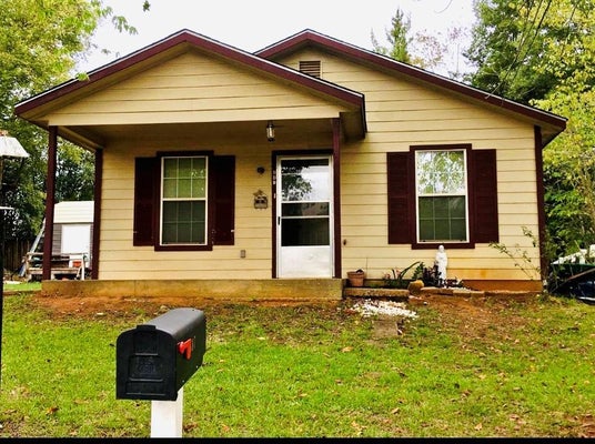 607 2ND ST, SAN AUGUSTINE, TX 75972 - Image 61cc2bfd94b7c009fc56fe89ca4a9a01/1270557147
