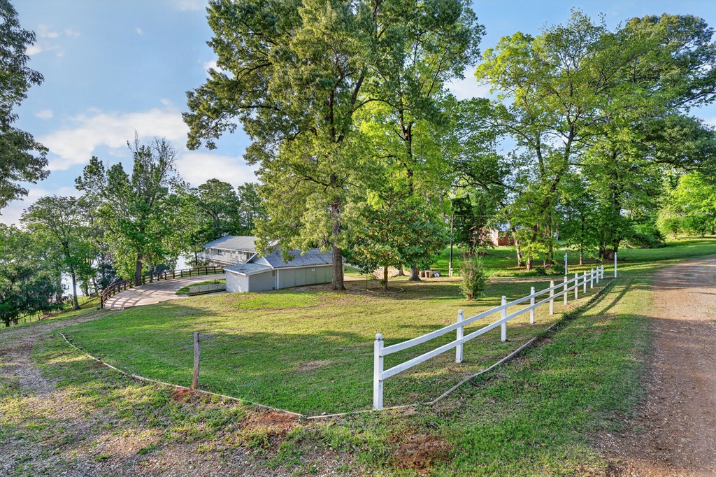 333 Holly Circle
