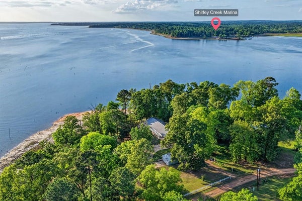 333 HOLLY CIR, ETOILE, TX 75944 - Image 68df8e5e7ecf30e11f5a50db93ffd47b/952094688