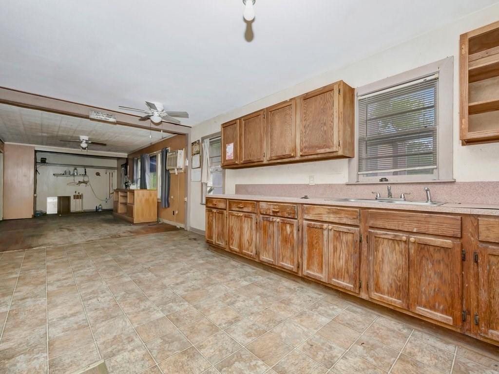 4226 E State Hwy 103