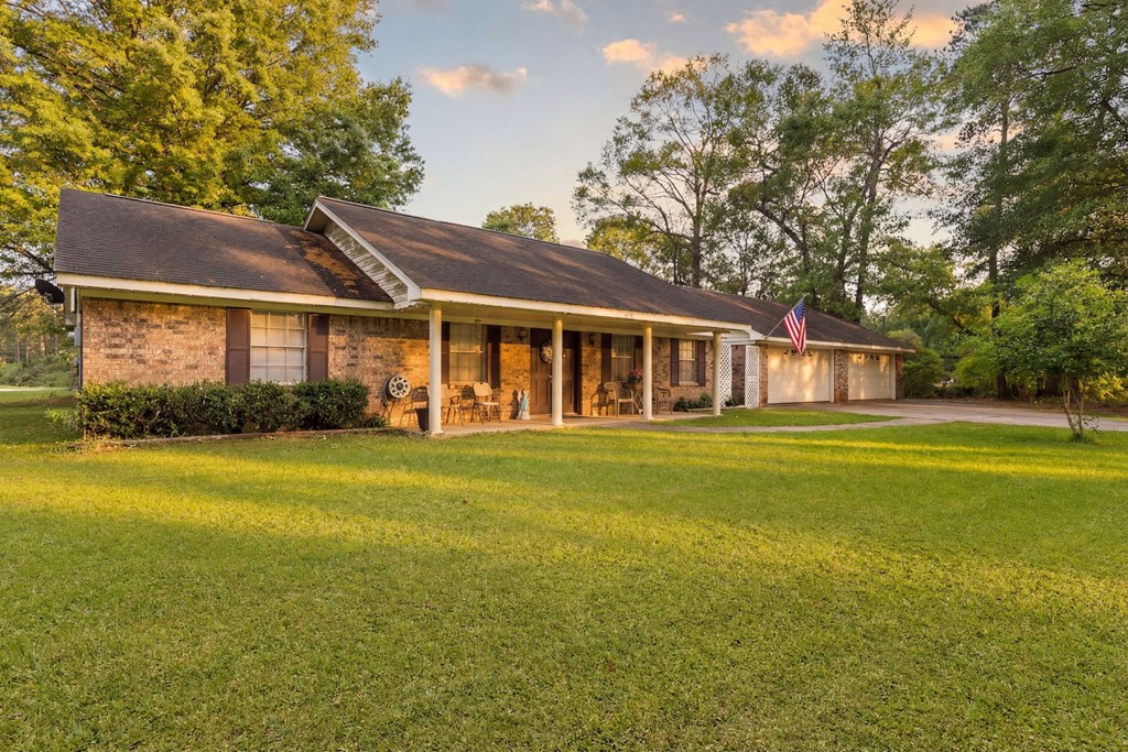 698 Wildwood Drive