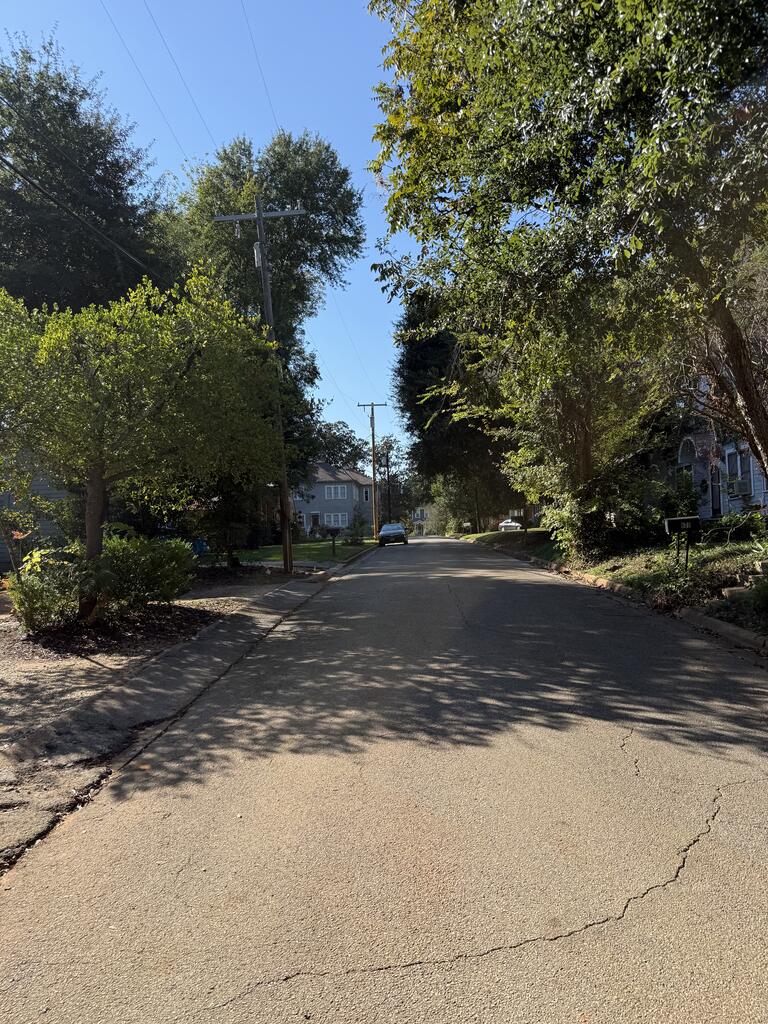 608 Price Street