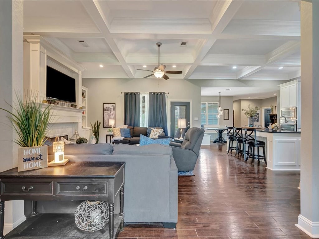 1570 Narroway Loop