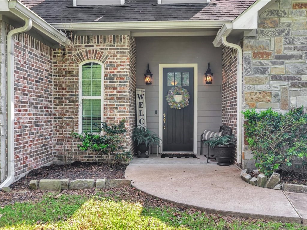 1570 Narroway Loop