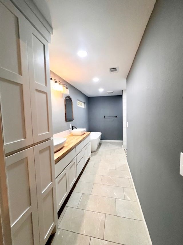375 Admiral Drive