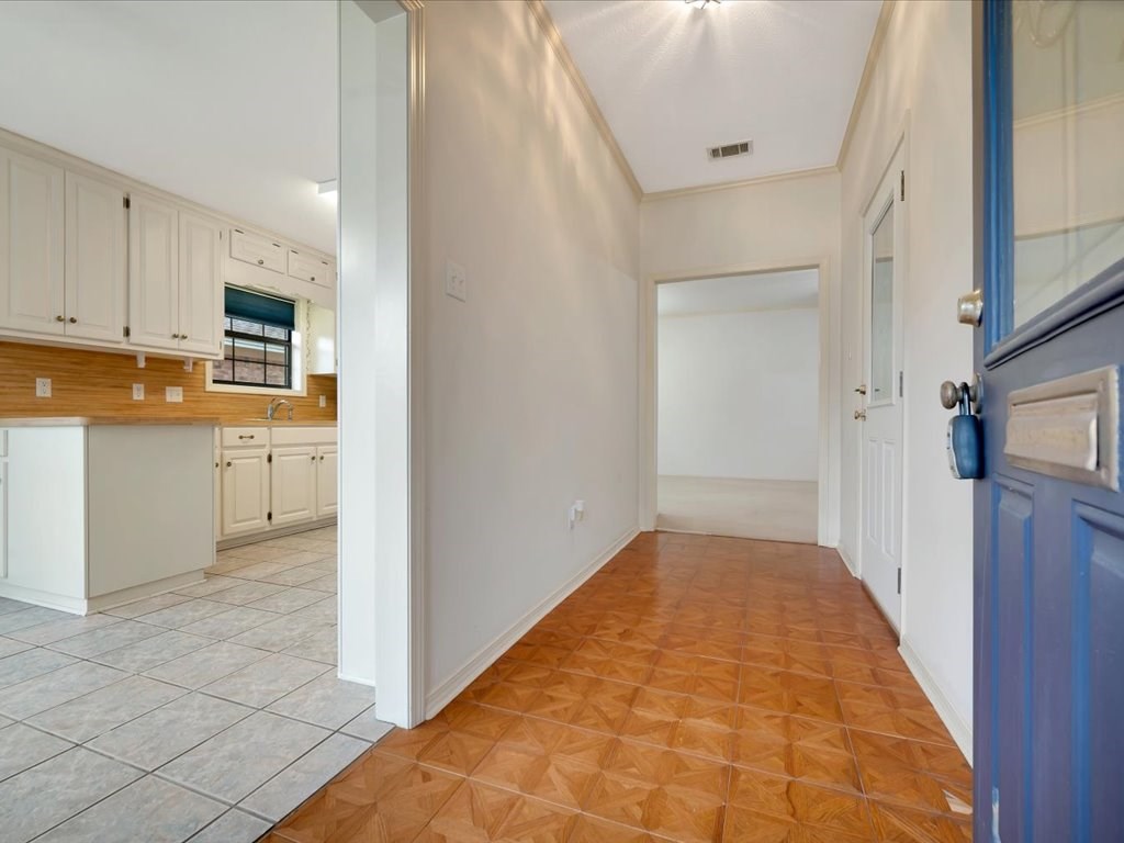 3627 Ashbury Lane