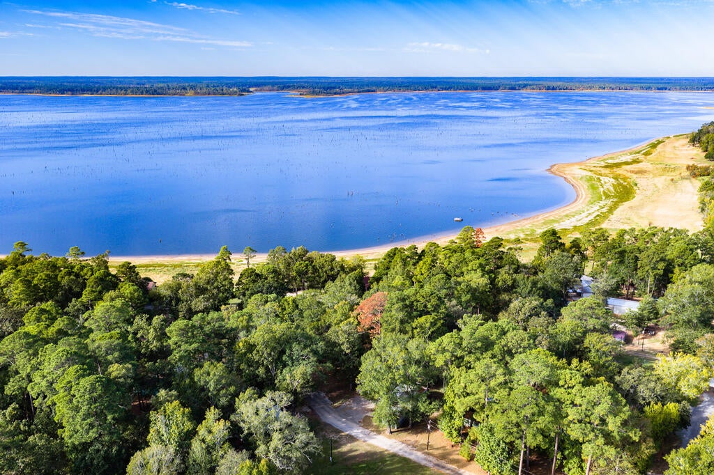 1099 Lazy Acres
