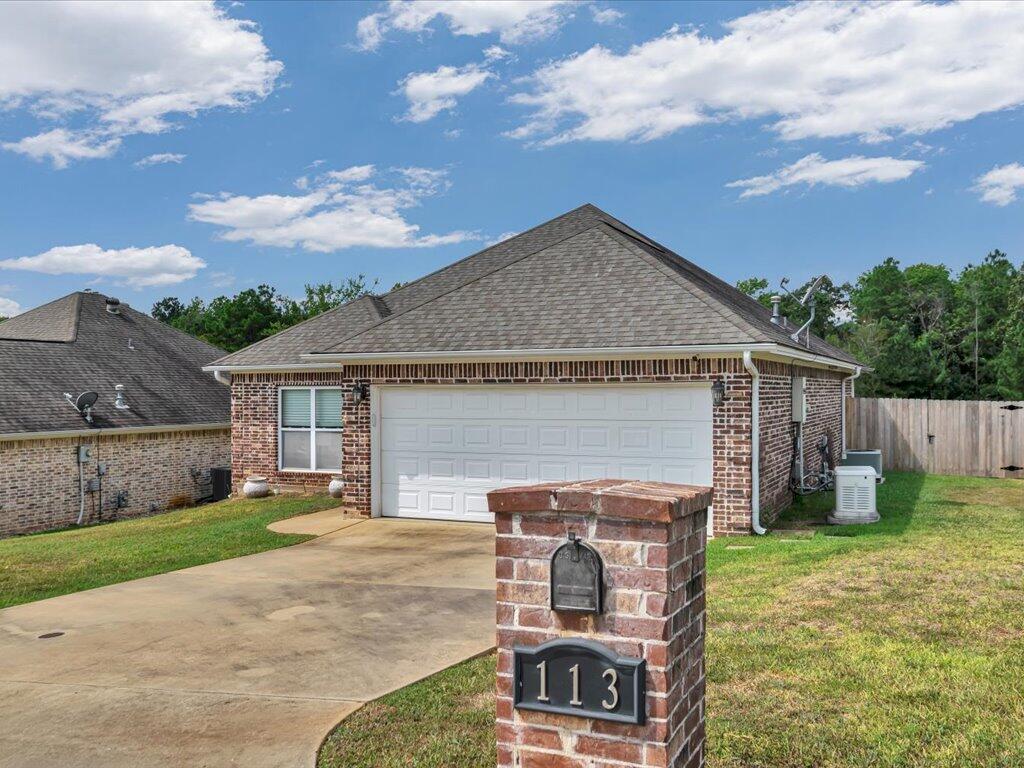 113 Boulder Lane