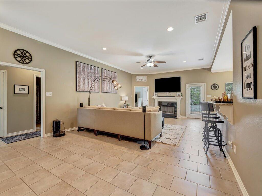 113 Boulder Lane